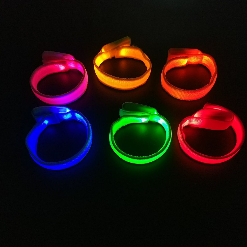 春節(jié)如何個(gè)性的發(fā)光道具和LED禮品參考插圖1